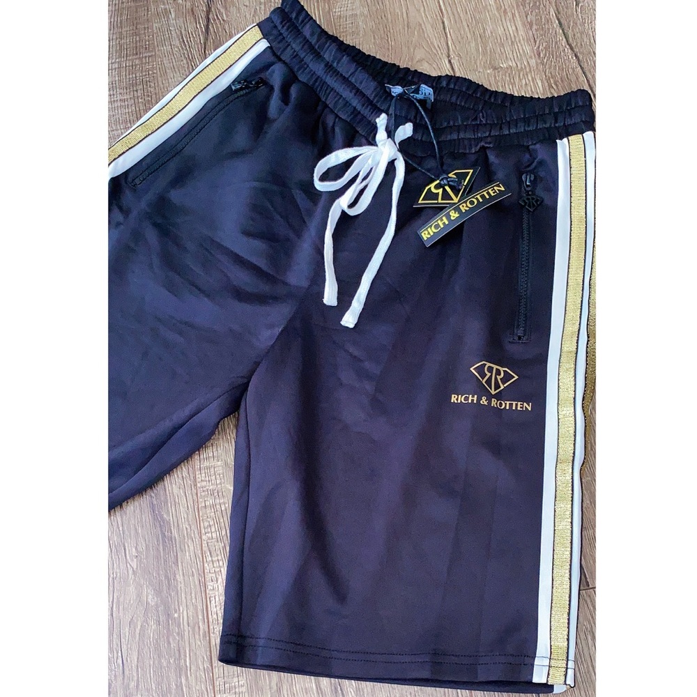 ⛔️SOLD⛔️ New RICH & ROTTEN Basketball Shorts 🩳